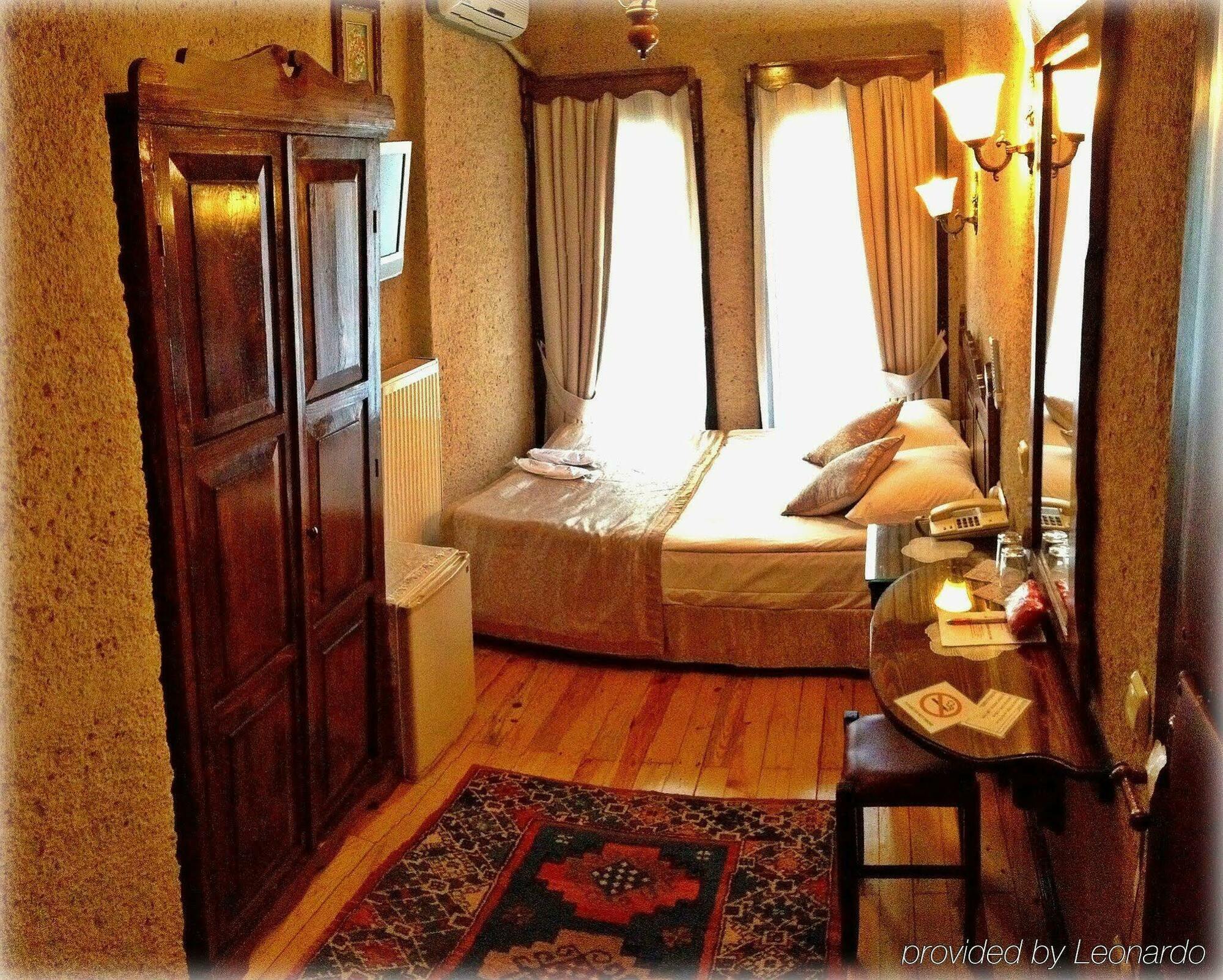 Naz Wooden House Inn Istanbul Exterior foto